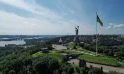 Мария Захарова и Владимир Путин сделали жесткие заявления о Украине mariya zaharova i vladimir putin sdelali zhestkie zayavleniya o ukraine-fabrec-ru-174774209700-0