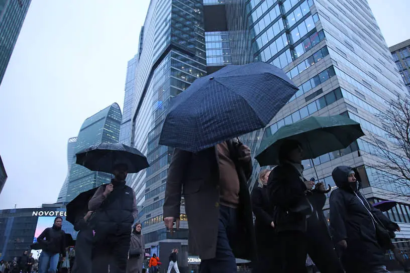 Минэкономразвития и эксперты дают оптимистичные прогнозы о росте зарплат в России-0