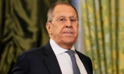 Напряжённая интрига вокруг переговоров в Стамбуле с участием Путина и Зеленского napryazhyonnaya intriga vokrug peregovorov v stambule s uchastiem putina i zelenskogo-fabrec-ru-174730503400-0