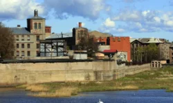 Обсуждение размещения буев на Нарве между Эстонией и Россией obsuzhdenie razmeshheniya buev na narve mezhdu estoniej i rossiej-fabrec-ru-174850787000-0