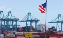 Оптимизм на Уолл-стрит способствует росту Dow Jones и S&P 500 благодаря новостям о переговорах Трампа optimizm na uollstrit sposobstvuet rostu i 500 blagodarya novostyam o peregovorah trampa-fabrec-ru-174842273300-0