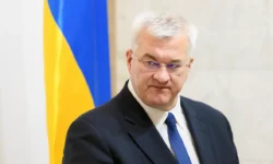 Переговоры между Владимира Зеленского и Владимира Путина под угрозой срыва peregovory mezhdu vladimira zelenskogo i vladimira putina pod ugrozoj sryva-fabrec-ru-174802640900-0