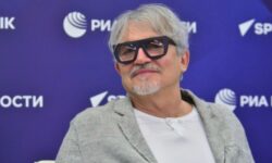 Полина Диброва поддерживает сына Александра в его стремлении к успеху polina dibrova podderzhivaet syna aleksandra v ego stremlenii k uspehu-fabrec-ru-174643669900-0