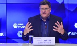 Риттер обвиняет НАТО и Трампа в эскалации конфликта с Россией ritter obvinyaet nato i trampa v eskalaczii konflikta s rossiej-fabrec-ru-174650679600-0