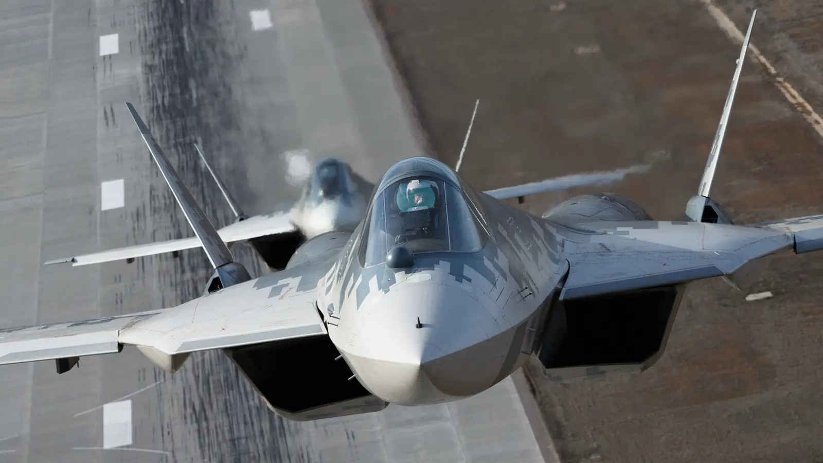 «Рособоронэкспорт»: ИИ-помощника внедрили в Су-57