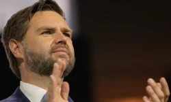 tramp i putin gotovyat krutuyu razvyazku dlya ukrainy zelenskij v napryazhenii-fabrec-ru-174766272400-0