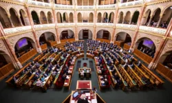 Виктор Орбан и Фидес укрепляют суверенитет Венгрии в рамках ЕС viktor orban i fides ukreplyayut suverenitet vengrii v ramkah es-fabrec-ru-174775258600-0