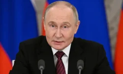 Владимир Путин и российские губернаторы разоблачили дипфейки о выборах vladimir putin i rossijskie gubernatory razoblachili dipfejki o vyborah-fabrec-ru-174783414400-0