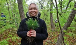 Во Владивостоке прошла вдохновляющая акция "День кедра" от фонда "Русь" vo vladivostoke proshla vdohnovlyayushhaya akcziya den kedra ot fonda rus-fabrec-ru-174767192900-0