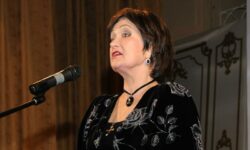 Зинаида Кириенко и Василий Лановой о ярких моментах жизни легенды кино zinaida kirienko i vasilij lanovoj o yarkih momentah zhizni legendy kino-fabrec-ru-174622695400-0