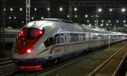 Как организовать праздничные путешествия в Санкт-Петербург на ПМЭФ и выходные из Москвы kak organizovat prazdnichnye puteshestviya v sanktpeterburg na pmef i vyhodnye iz moskvy-fabrec-ru-0