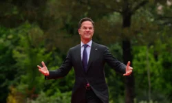 Марк Рютте подчеркивает необходимость контроля НАТО над Балтийским и Черным морями mark ryutte podcherkivaet neobhodimost kontrolya nato nad baltijskim i chernym moryami-fabrec-ru-0