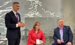 Общество «Знание», Наталья Шмидько и Иван Попп представляют интриги патриотики на Курорте Увильды obshhestvo znanie natalya shmidko i ivan popp predstavlyayut intrigi patriotiki na kurorte uvildy-fabrec-ru-0