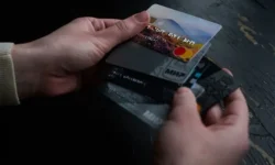 Сергей Боярский о новых способах защиты граждан с помощью банковских карт sergej boyarskij o novyh sposobah zashhity grazhdan s pomoshhyu bankovskih kart-fabrec-ru-174887977100-0