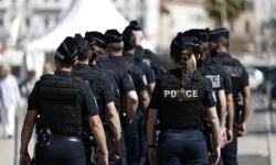 Сотни подростков пострадали от уколов со шприцами, Belkacar прокомментировал ситуацию sotni podrostkov postradali ot ukolov so shpriczami prokommentiroval situacziyu-fabrec-ru-0