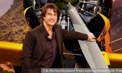 Том Круз установил невероятный рекорд в Книге Гиннесса с «Миссией невыполнима» tom kruz ustanovil neveroyatnyj rekord v knige ginnessa s missiej nevypolnima-fabrec-ru-0