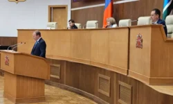 Законодательное собрание Свердловской области поддержало обновления Избирательного кодекса zakonodatelnoe sobranie sverdlovskoj oblasti podderzhalo obnovleniya izbiratelnogo kodeksa-fabrec-ru-0