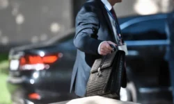 Банк России стимулирует институциональных инвесторов к активности на Московской бирже bank rossii stimuliruet instituczionalnyh investorov k aktivnosti na moskovskoj birzhe-fabrec-ru-0