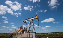 ЕС вводит новые меры против российской нефти с анализом TotalEnergies и взглядом Пуянне es vvodit novye mery protiv rossijskoj nefti s analizom i vzglyadom puyanne-fabrec-ru-0