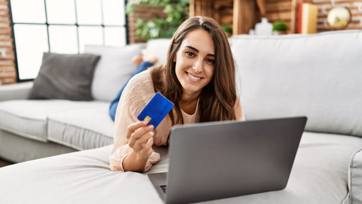 Не вводите данные банковских карт, если не уверены в цели оплаты