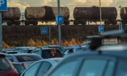 Готовится решение Михаила Мишустина по экспорту бензина для поддержки Петербургской биржи gotovitsya reshenie mihaila mishustina po eksportu benzina dlya podderzhki peterburgskoj birzhi-fabrec-ru-0