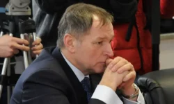 Константин Струков и Южуралзолото обсуждают новые бизнес-перспективы с Генпрокуратурой konstantin strukov i yuzhuralzoloto obsuzhdayut novye biznesperspektivy s genprokuraturoj-fabrec-ru-0