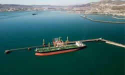 Новороссийск становится лидером в экспорте российской нефти, Турция и Индия увеличивают импорт novorossijsk stanovitsya liderom v eksporte rossijskoj nefti turcziya i indiya uvelichivayut import-fabrec-ru-0