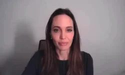 Пакс Джоли-Питт уверенно поправляется после электровелосипедной аварии paks dzholipitt uverenno popravlyaetsya posle elektrovelosipednoj avarii-fabrec-ru-0