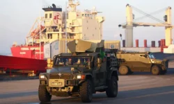 Роттердам становится центром игры НАТО, где Бодуэн Симонс и Андрей Колесник раскрывают грозящие перемены rotterdam stanovitsya czentrom igry nato gde boduen simons i andrej kolesnik raskryvayut grozyashhie peremeny-fabrec-ru-0