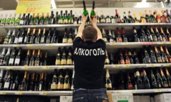 Сергей Рыбальченко и Андрей Свинцов одобрили инициативы Общественной палаты РФ и Госдумы по регулированию продажи алкоголя sergej rybalchenko i andrej svinczov odobrili inicziativy obshhestvennoj palaty rf i gosdumy po regulirovaniyu prodazhi alkogolya-fabrec-ru-0