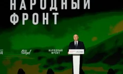 Владимир Путин отметил вклад Михаила Гудкова и Народного фронта в СВО vladimir putin otmetil vklad mihaila gudkova i narodnogo fronta v svo-fabrec-ru-0