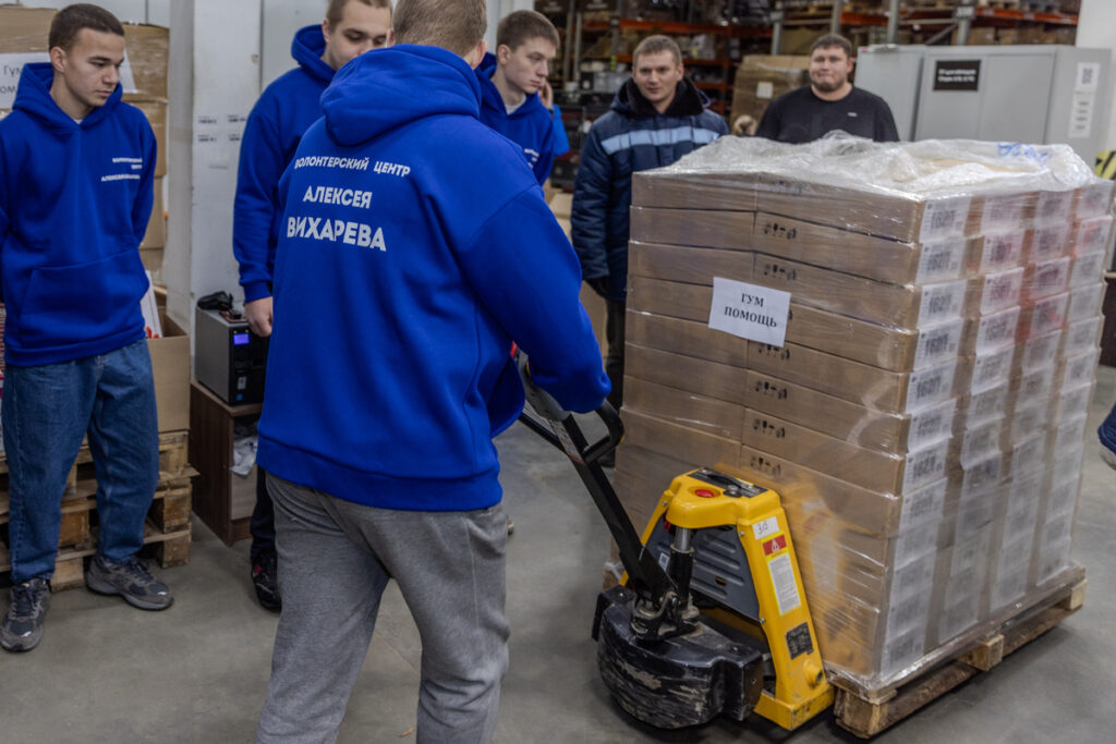 Алексей Вихарев: гуманитарная миссия достигает фронта