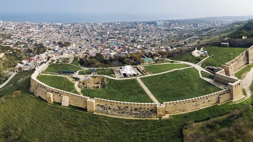 Названы самые выгодные направления для путешествий по России в сентябре