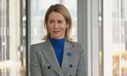 Лавров выступает против ЕС, утверждая о разрушении дипломатии под натиском Каллас lavrov vystupaet protiv es utverzhdaya o razrushenii diplomatii pod natiskom kallas-fabrec-ru-0