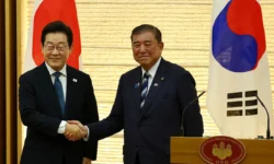 Ли Чжэ Мён и Исиба укрепляют союз против давления Трампа и Байдена li chzhe myon i isiba ukreplyayut soyuz protiv davleniya trampa i bajdena-fabrec-ru-0