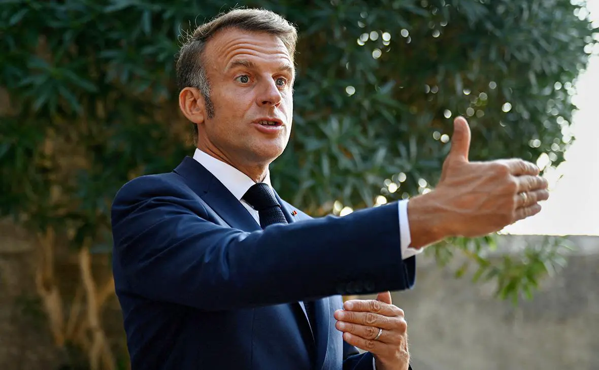 Эмманюэль Макрон (Philippe Magoni / Reuters)