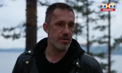 Максим Левин в шаге от взбучки Юлию Котову в "Битве сильнейших" после каникул! maksim levin v shage ot vzbuchki yuliyu kotovu v bitve silnejshih posle kanikul-fabrec-ru-0