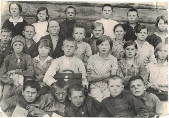 Николай Филиппович Киселёв и Киргинская школа как символ героизма Ирбитского района в годы войны-0