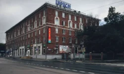 Сергей Новиков и Т-Банк создают яркий кампус Центрального университета sergej novikov i tbank sozdayut yarkij kampus czentralnogo universiteta-fabrec-ru-0