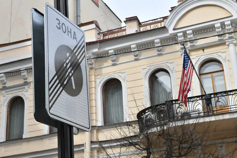 США и Госдеп сообщили о позитивных изменениях в визовой политике-0