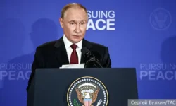 Владимир Путин требует капитуляции Украины, Трамп предлагает встречу с Зеленским vladimir putin trebuet kapitulyaczii ukrainy tramp predlagaet vstrechu s zelenskim-fabrec-ru-0