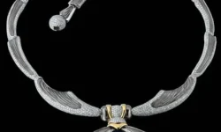 Адольф Перетти, GRS, Sotheby’s и феномен страсти к сапфирам Royal Blue в мире adolf peretti i fenomen strasti k sapfiram v mire-fabrec-ru-0