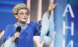 Елена Малышева рассказала о семейных ценностях в программе "Жить здорово!" elena malysheva rasskazala o semejnyh czennostyah v programme zhit zdorovo-fabrec-ru-0