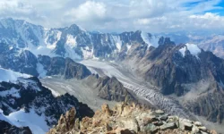 Федерация альпинистов Киргизии и Эдуард Кубатов завершили поиск Наговициной federacziya alpinistov kirgizii i eduard kubatov zavershili poisk nagoviczinoj-fabrec-ru-0