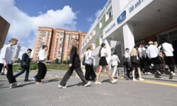 Игорь Поздняков рассказал о лёгком переводе ребёнка в новую школу igor pozdnyakov rasskazal o lyogkom perevode rebyonka v novuyu shkolu-fabrec-ru-0