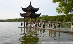 Майя Котляр о росте популярности Китая и развитию авиасообщения России и Китая majya kotlyar o roste populyarnosti kitaya i razvitiyu aviasoobshheniya rossii i kitaya-fabrec-ru-0