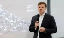 Москва поддерживает инвесторов при развитии современных промышленных объектов, считают Владимир Ефимов и Максим Ликсутов moskva podderzhivaet investorov pri razvitii sovremennyh promyshlennyh obektov schitayut vladimir efimov i maksim liksutov-fabrec-ru-0