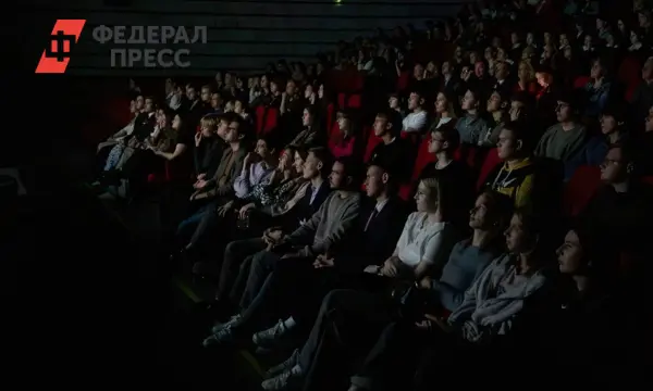 Александр Школьник раскрывает память о художниках-фронтовиках в Музее Победы-0