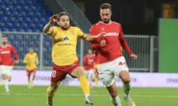 Арсенал одержал яркую победу над Факелом и готовится к дуэли с Рубином в Кубке России arsenal oderzhal yarkuyu pobedu nad fakelom i gotovitsya k dueli s rubinom v kubke rossii-fabrec-ru-0