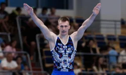 Даниел Маринов, Мухаммаджон Якубов и Владислав Поляшов вышли в финал ЧМ по гимнастике в Индонезии daniel marinov muhammadzhon yakubov i vladislav polyashov vyshli v final chm po gimnastike v indonezii-fabrec-ru-0